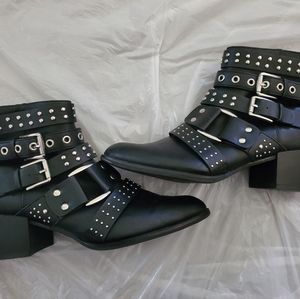 Fergalicious by Fergie Chic Rock Edgy Moto Boots Heel Pointy Toes US 8